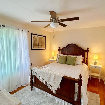 Ferienwohnung Cozy, Private Loft 15 Min Away From Downtown Detroit Grosse Pointe Park Exterior foto