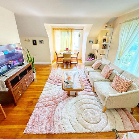 Ferienwohnung Cozy, Private Loft 15 Min Away From Downtown Detroit Grosse Pointe Park Exterior foto