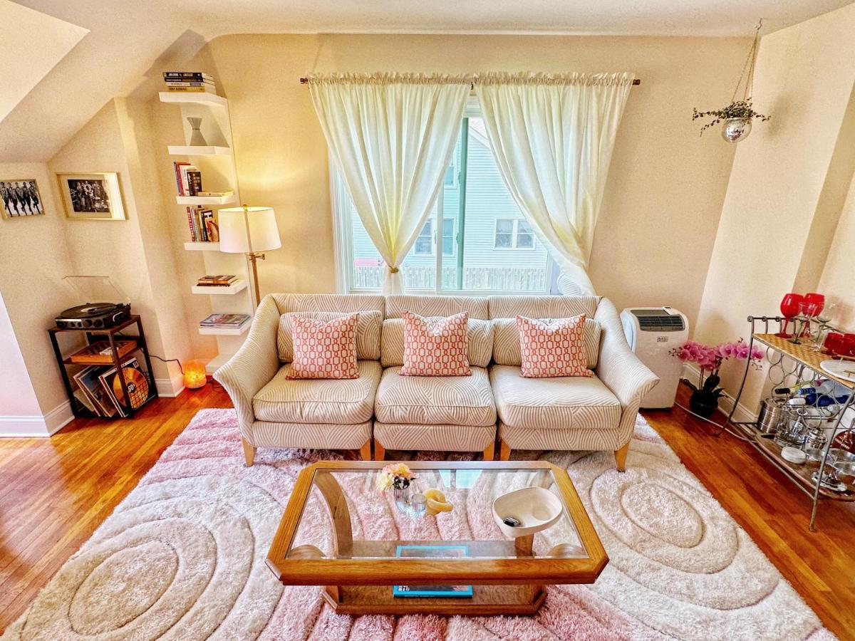 Ferienwohnung Cozy, Private Loft 15 Min Away From Downtown Detroit Grosse Pointe Park Exterior foto
